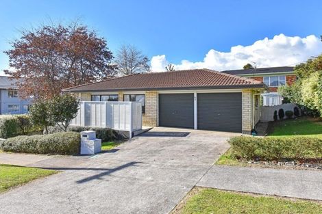 Photo of property in 1/2 West Street, Papakura, 2110