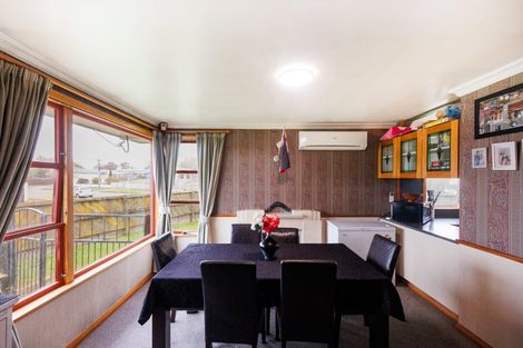 Photo of property in 8 Flint Street, Milson, Palmerston North, 4414