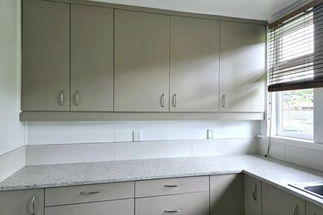 Photo of property in 16 Buller Street, Picton, 7220