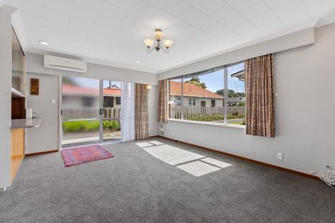 Photo of property in 1/214 Coronation Avenue, Welbourn, New Plymouth, 4310