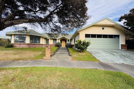 Photo of property in 30 Caroline Crescent, Highbury, Palmerston North, 4412