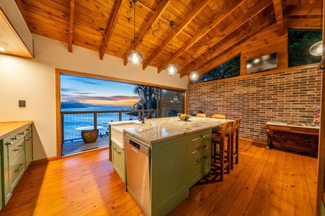 Photo of property in 99 Motuhara Road, Plimmerton, Porirua, 5026