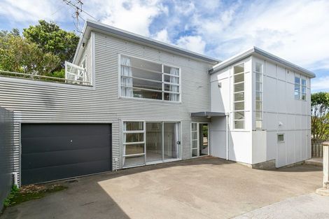 Photo of property in 9 Rhine Street, Island Bay, Wellington, 6023