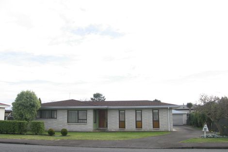 Photo of property in 1422 Woodstock Avenue, Mayfair, Hastings, 4122