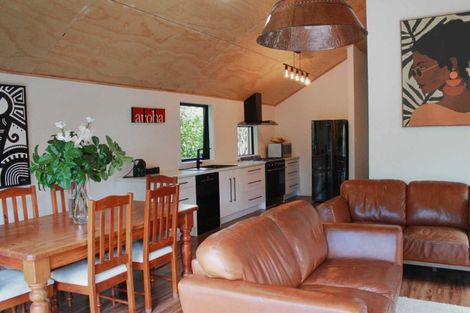 Photo of property in 19 Allens Lane, Clive, 4102