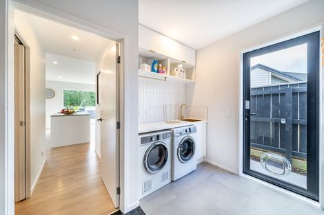 Photo of property in 15 Weatherdeck Close, Whitby, Porirua, 5024