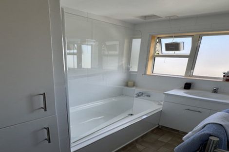 Photo of property in 1/68 Hill Street, Thorndon, Wellington, 6011