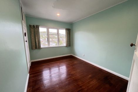 Photo of property in 1 Wavell Street, Karori, Wellington, 6012