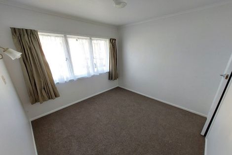 Photo of property in 1/27 Exmouth Road, Northcote, Auckland, 0627
