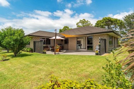 Photo of property in 52 Kayelene Place, Omokoroa, 3114
