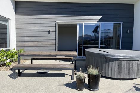 Photo of property in 60 West Meadows Drive, Wanaka, 9305