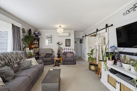 Photo of property in 30c York Street, Picton, 7220