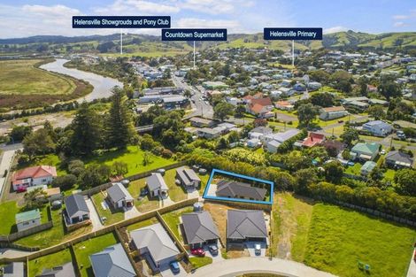 Photo of property in 20 Taupata Lane, Helensville, 0800