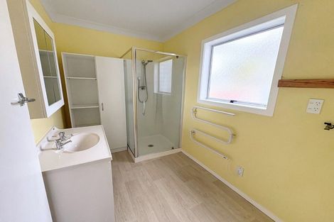 Photo of property in 40 Edinburgh Terrace, Foxton Beach, Foxton, 4815