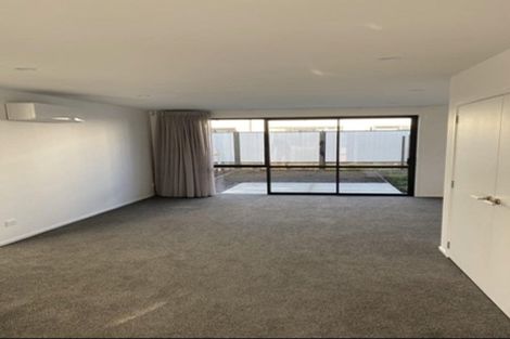 Photo of property in 11 Ara Kataraina, Mangere, Auckland, 2022