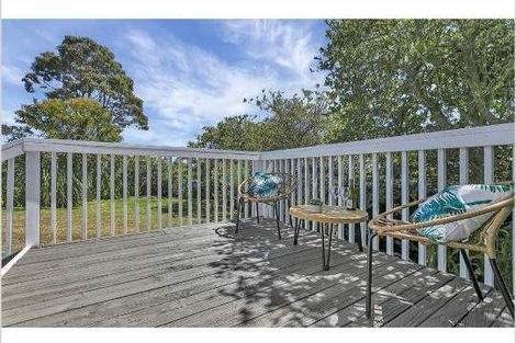 Photo of property in 31 Mahara Avenue, Birkenhead, Auckland, 0626