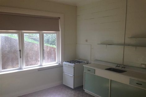 Photo of property in 1/134 Evans Bay Parade, Roseneath, Wellington, 6021