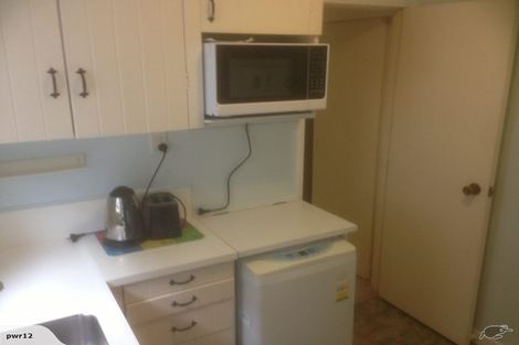 Photo of property in 14 Alton Terrace, Pakuranga Heights, Auckland, 2010