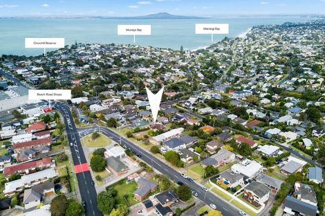Photo of property in 16 Knights Road, Rothesay Bay, Auckland, 0630