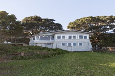 Photo of property in 112 Queen Street, Northcote Point, Auckland, 0627