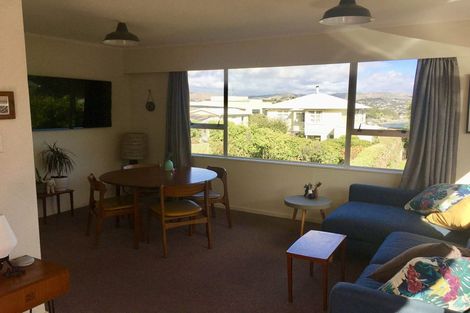 Photo of property in 4a The Track, Plimmerton, Porirua, 5026