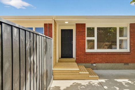 Photo of property in 2/64 Roberta Drive, Somerfield, Christchurch, 8024