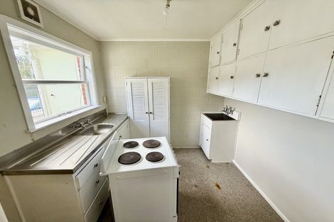 Photo of property in Oberon Flats, 48a Merton Street, Trentham, Upper Hutt, 5018