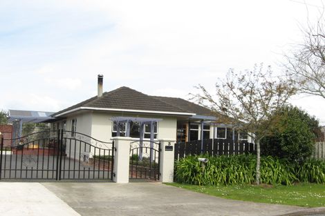 Photo of property in 3 Humphries Street, Inglewood, 4330