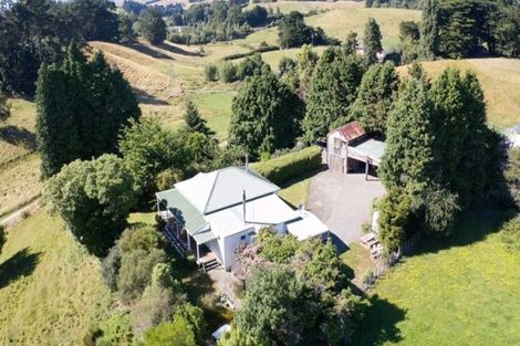 Photo of property in 3 Adolphus Street, Norsewood, 4974