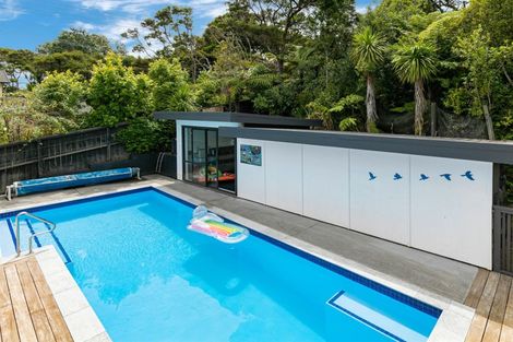 Photo of property in 18 Rahui Road, Greenhithe, Auckland, 0632