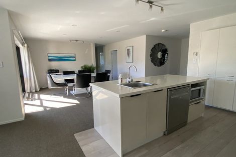 Photo of property in 8 Waimarama Street, Waikawa, Picton, 7220