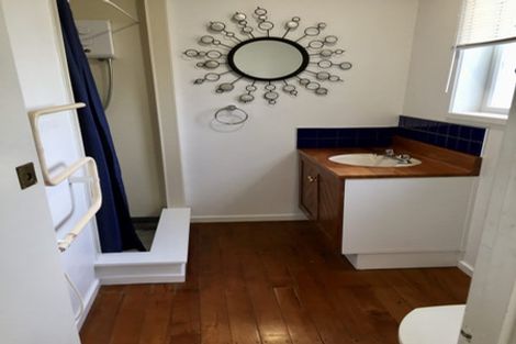 Photo of property in 33 Glendon Avenue, Avondale, Auckland, 1026