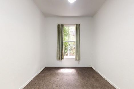 Photo of property in 16 Highbury Road, Highbury, Wellington, 6012