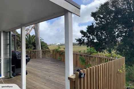 Photo of property in 2/14 Charles Street, Hauraki, Auckland, 0622