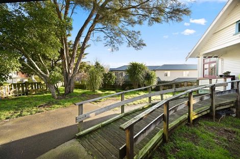 Photo of property in 15 Wellington Street, Hamilton East, Hamilton, 3216