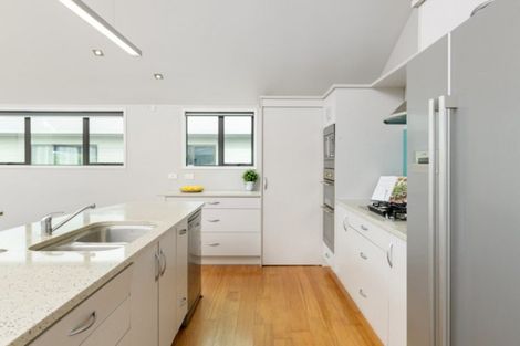 Photo of property in 918b Papamoa Beach Road, Papamoa Beach, Papamoa, 3118