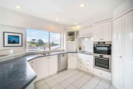 Photo of property in 11 Ponui Place, Mairangi Bay, Auckland, 0630