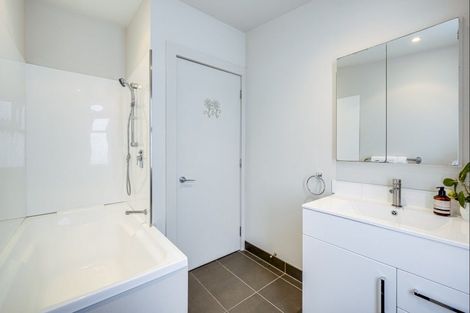Photo of property in The Terraces, 37/9 Humber Street, Pandora, Napier, 4110
