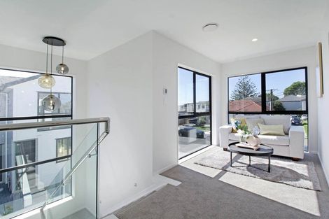 Photo of property in 1/2 Miami Street, Mangere East, Auckland, 2024