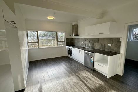 Photo of property in 14 Chester Street, Levin, 5510
