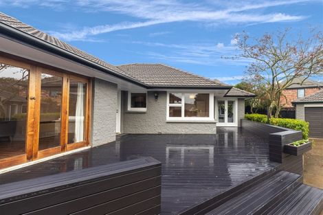 Photo of property in 8 Trist Place, Edgeware, Christchurch, 8013
