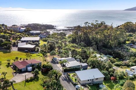 Photo of property in 54 Powells Road, Cable Bay, 0420