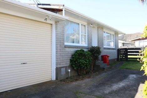 Photo of property in 16 Percy Cameron Street, Avalon, Lower Hutt, 5011