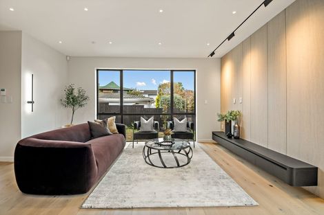 Photo of property in 202b Clovelly Road, Bucklands Beach, Auckland, 2012