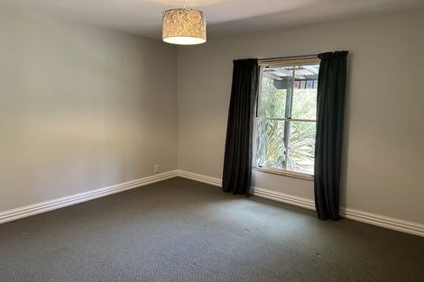 Photo of property in 98 Rahui Road, Otaki, 5512