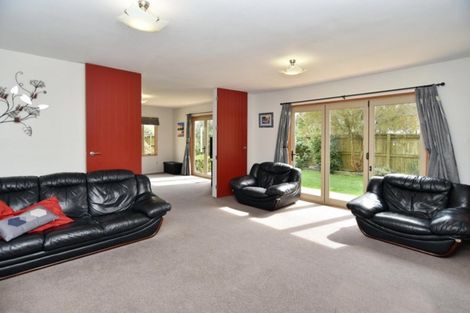 Photo of property in 7 Raymond Orr Meadows, Rangiora, 7400