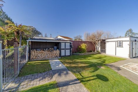 Photo of property in 24 Melville Street, Waipawa, 4210