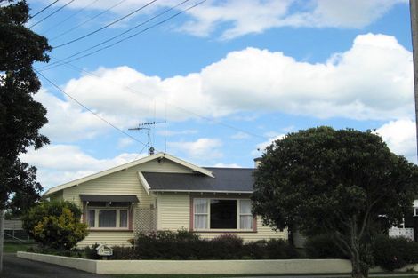 Photo of property in 15 Central Avenue, Gonville, Whanganui, 4501