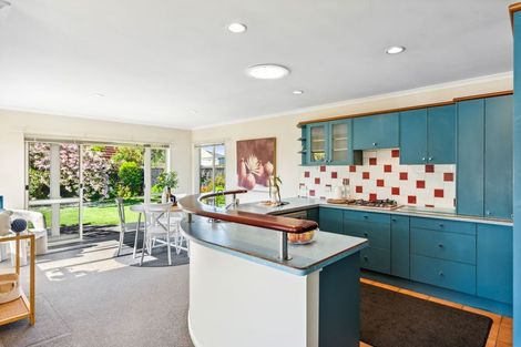 Photo of property in 37 Murray Court, Paraparaumu Beach, Paraparaumu, 5032