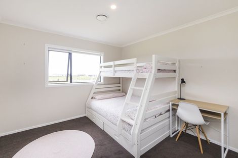 Photo of property in 64 View Road, Halcombe, Feilding, 4779